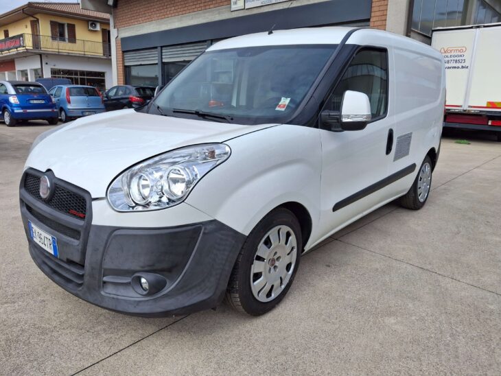 Fiat Doblo 2.0 MJT Officina Mobile Generatore Saldatrice Oleo 9900€ 2011)