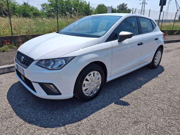 SEAT Ibiza 1.0 tgi 90cv NEOPATENTATI Metano 10100€ 2019)