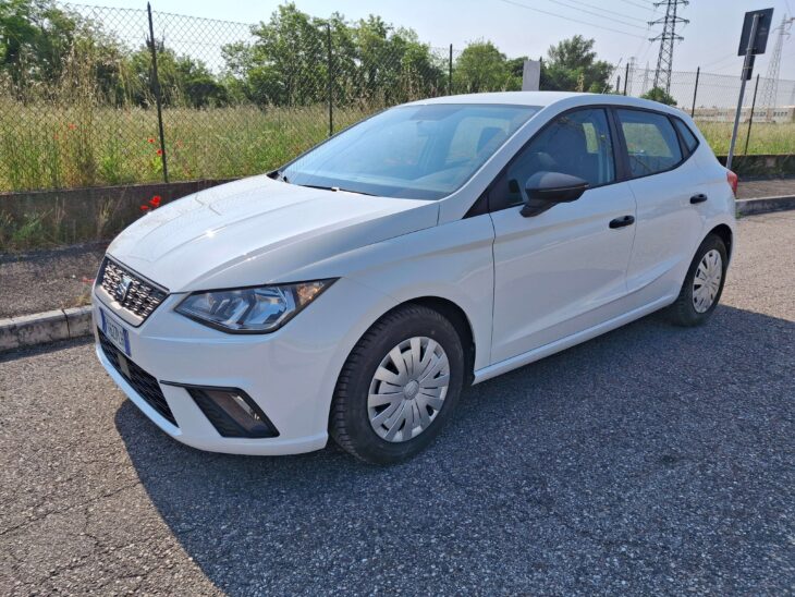 SEAT Ibiza 1.0 tgi 90cv NEOPATENTATI Metano 10100€ 2019)